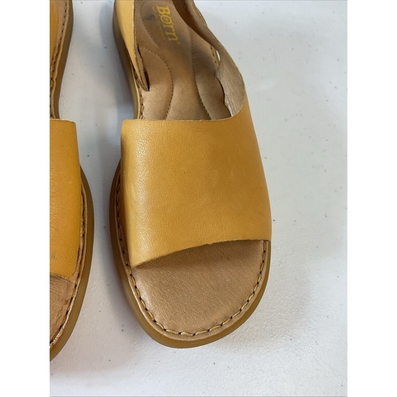 Born Inlet Women's Size 8M Brown Leather Cushioned Pull-on Peep Toe Flat Sandals - Picture 6 of 14